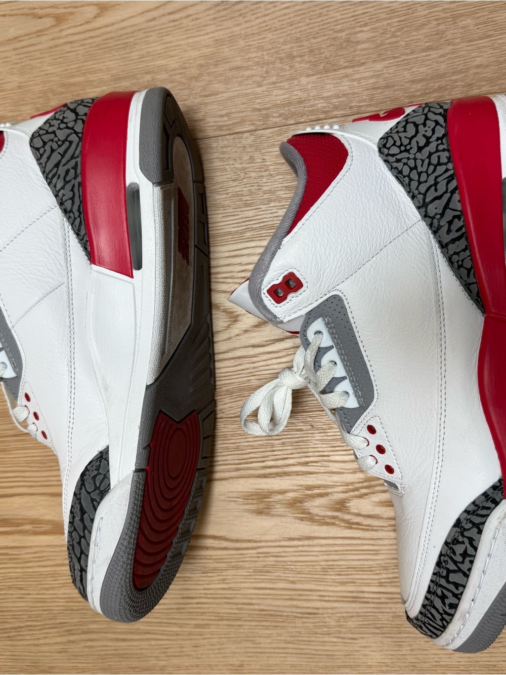 Nike Men’s Air Jordan 3 Retro White / Fire Red - Black - Size 11 - Picture 8 of 9